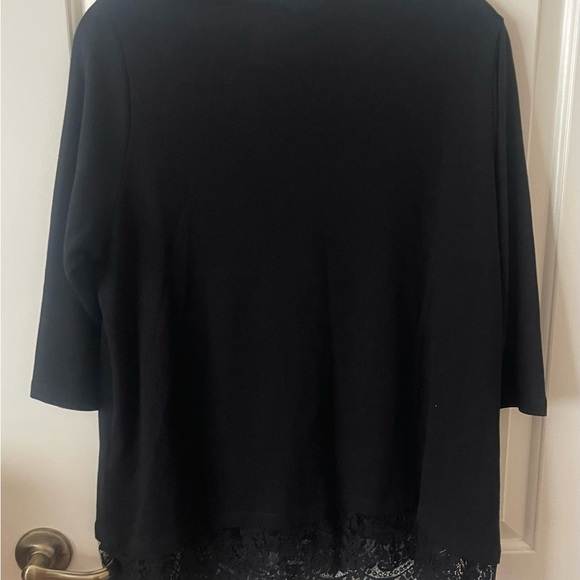 Karen Kane Top with lace 1X - Picture 11 of 11